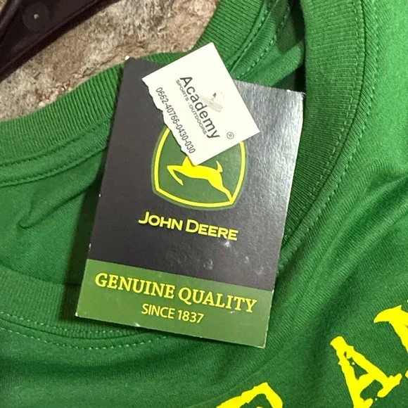 John Deere NWT. Men’s XL t shirt - Picture 4 of 5